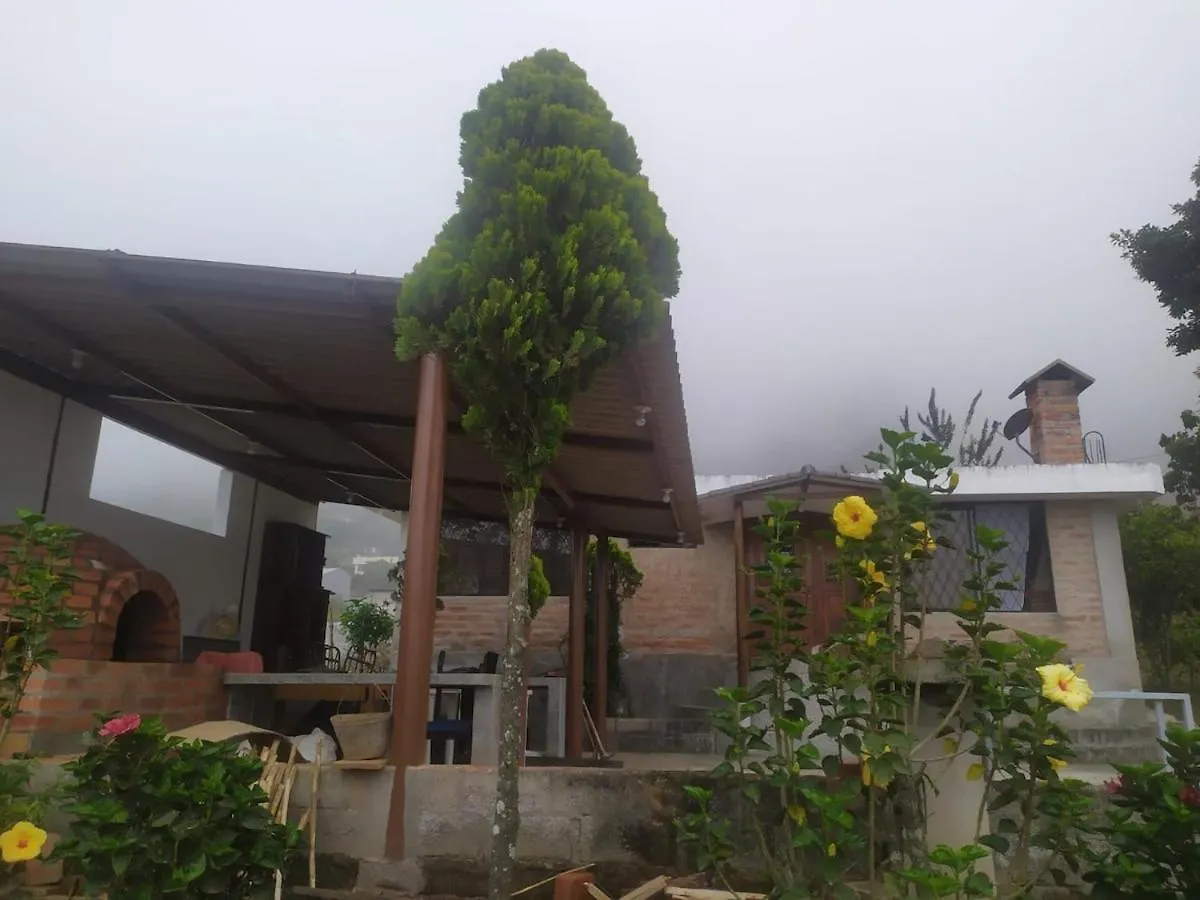 Casa de Campo El Cabañal Quito Ecuador