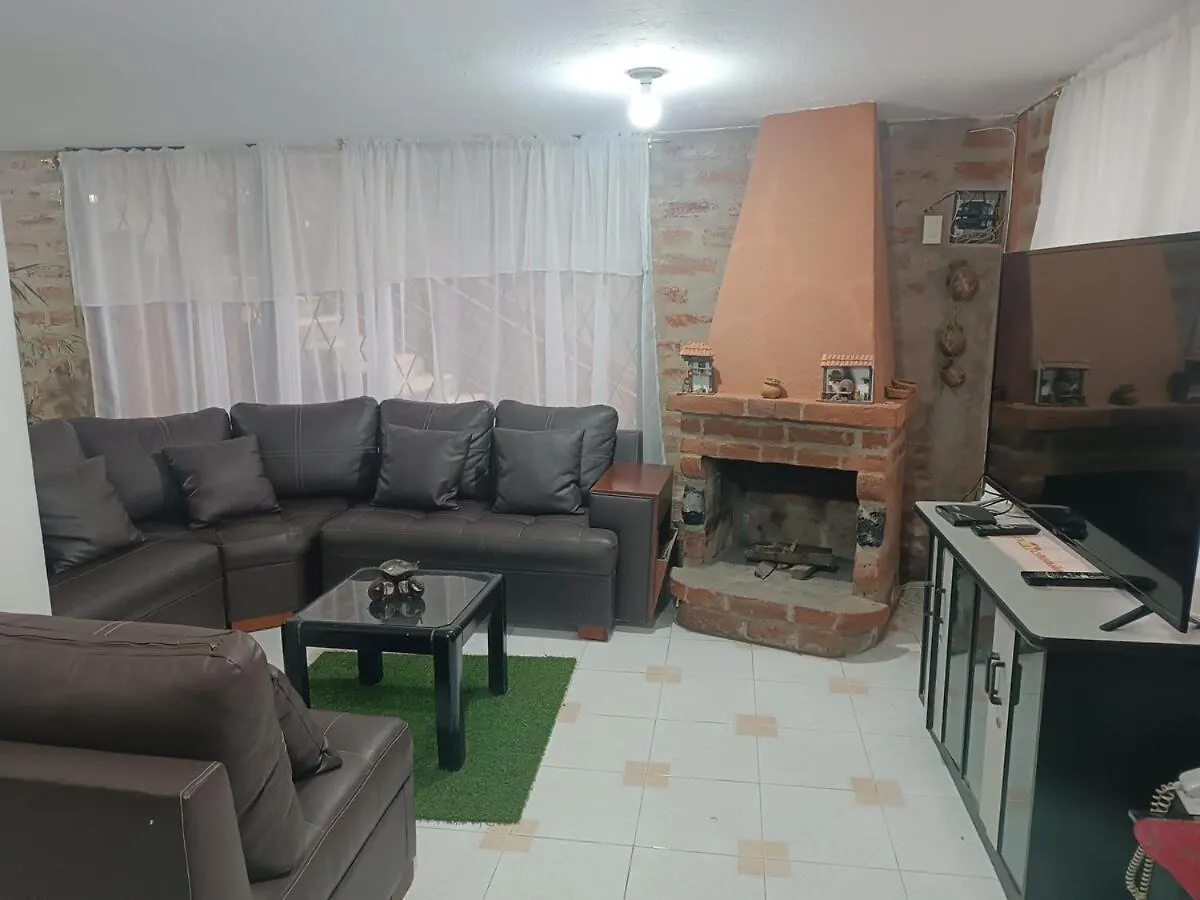 Casa de Campo El Cabañal Quito Сasa de vacaciones